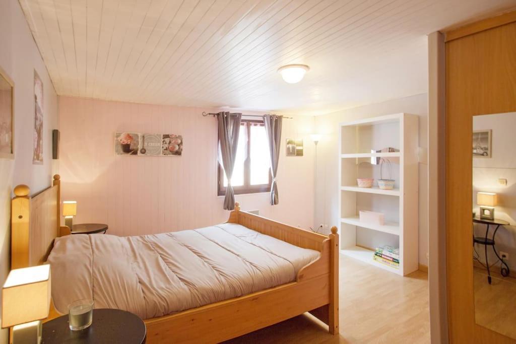Appartement En Rez De Jardin Et Terrasse Ds Villa Hyeres Luaran gambar